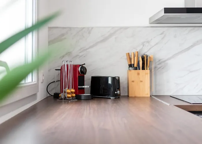 Spacieux T4 Proche Centre-ville, Clim Et Parking Διαμέρισμα *