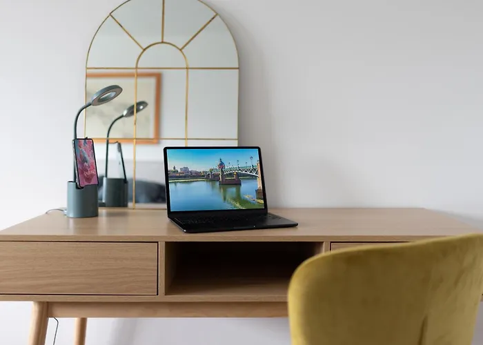 Spacieux T4 Proche Centre-ville, Clim Et Parking アパート